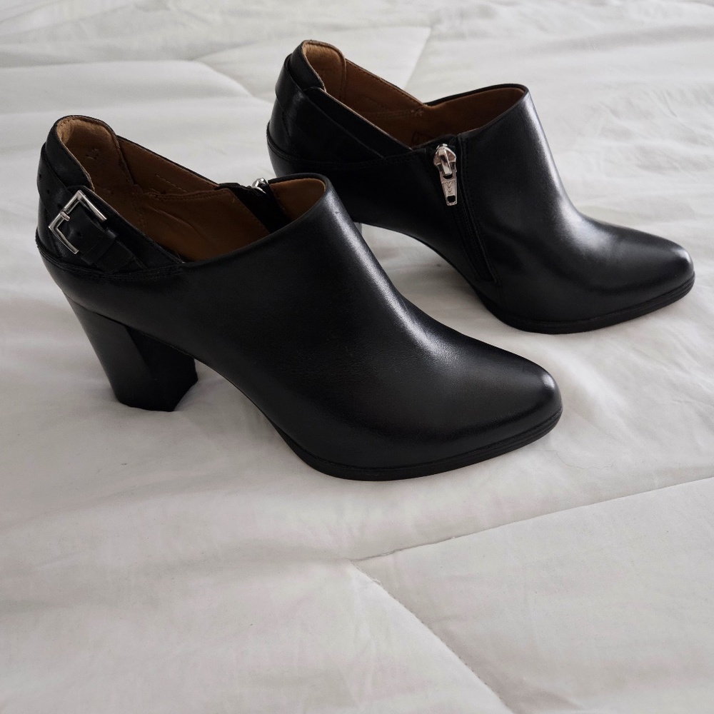 Clark’s Artisan Kadri Dylan Leather Boots 7.5